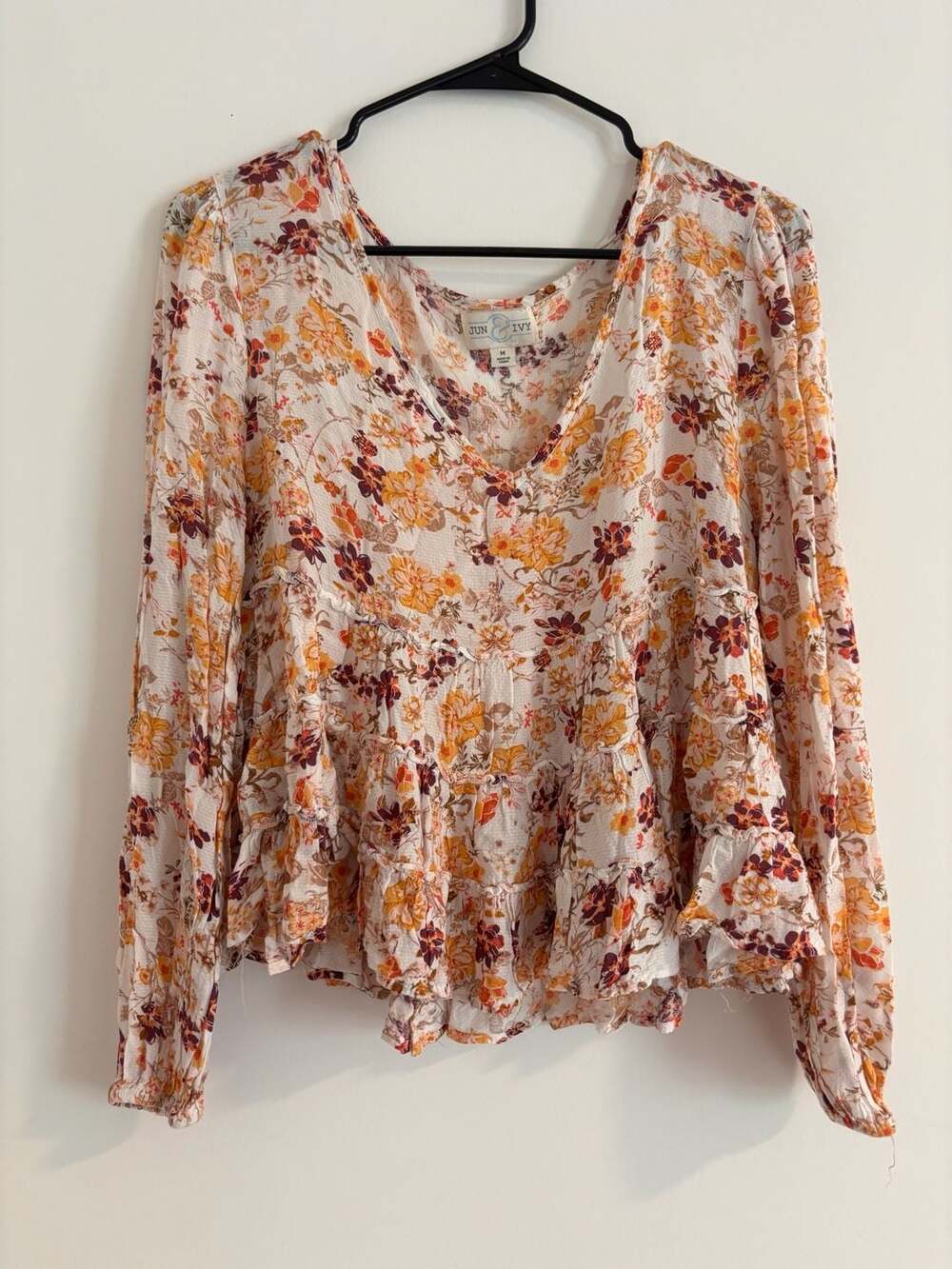 Jun & Ivy Women's Medium Floral Print Ruffled V-Neck Long Sleeve Blouse Top